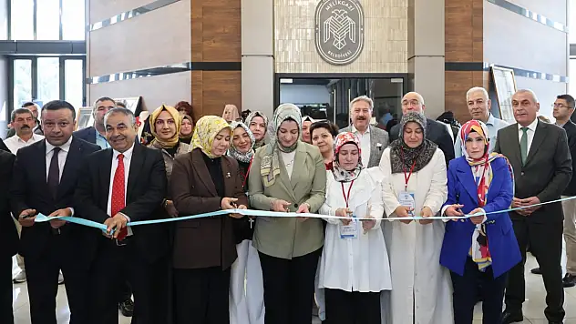 Melikgazi'de eğitim şöleni
