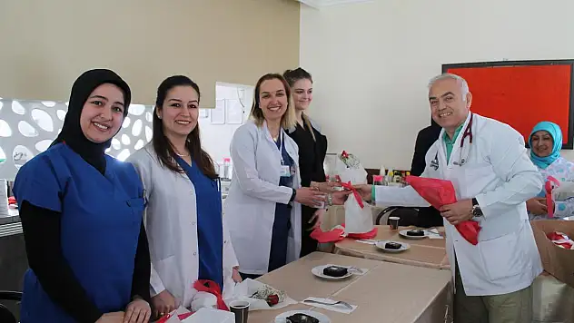 Melikgazi Hastanesi Hemşireleri Unutmadı
