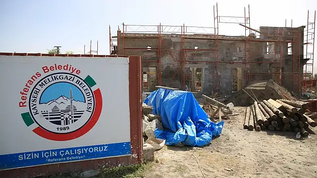Melikgazi Tarihi Yapıları Yeniliyor