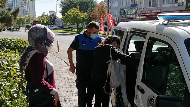 MELİKGAZİ ZABITA EKİPLERİ ÖĞRENCİLERİ SINAVA YETİŞTİRDİ
