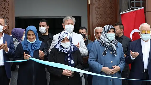 MELİKGAZİ'DE AYTEN- HACI ÖMER KARA CAMİ AÇILDI