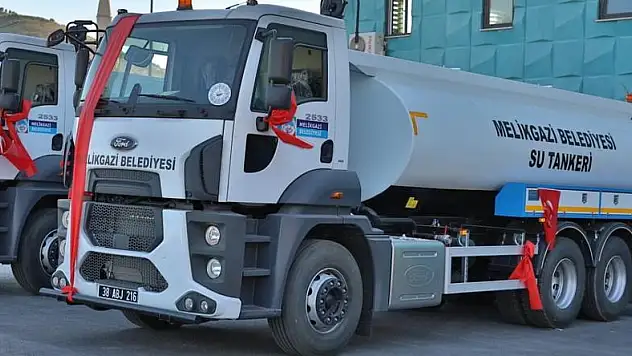 MELİKGAZİ'DE İLÇEYE HİZMET İÇİN ARAÇ FİLOSU GÜÇLENDİRİLİYOR