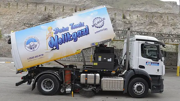 MELİKGAZİ'YE 2 YENİ ARAÇ
