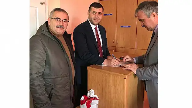 MHP il yönetimi, CHP'li eski başkandan ilçe teşkilatı için bina satın aldı