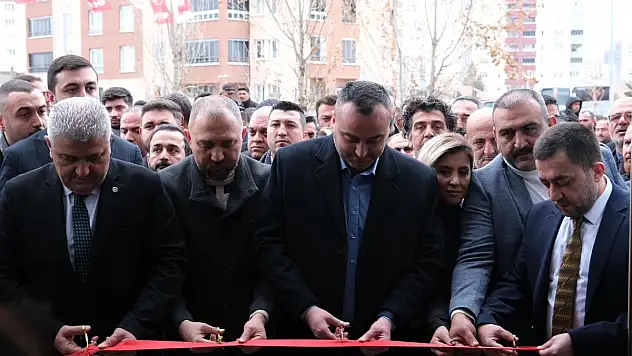 MHP KOCASİNAN 8. BÖLGE BAŞKANLIĞI YEŞİL MAHALLEDE AÇILDI