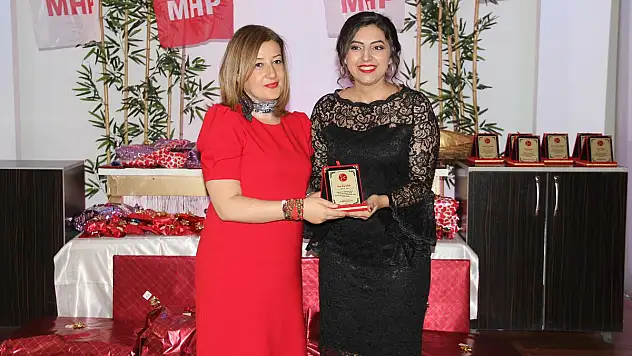 MHP KOCASİNAN KADIN KOLLARI 'MUTLU KADIN  HUZURLU TÜRKİYE' ADLI SEMİNER DÜZENLEDİ