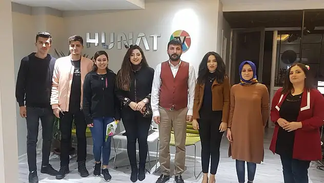 MHP KOCASİNAN KADIN KOLLARI'NDAN KUTLAMA ZİYARETİ!