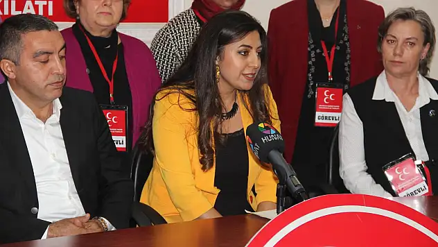 MHP KOCASİNAN'DAN MEME KANSERİ FARKINDALIK ETKİNLİĞİ