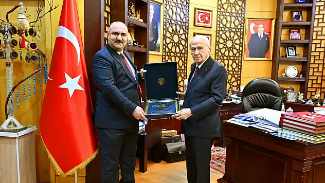 MHP Lideri Bahçeli, Kerkük Valisi Ağa'yı kabul etti