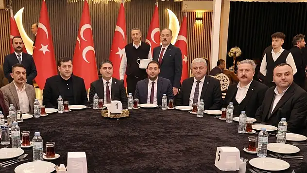 MHP Melikgazi İlçe Teşkilatı'ndan iftar programı