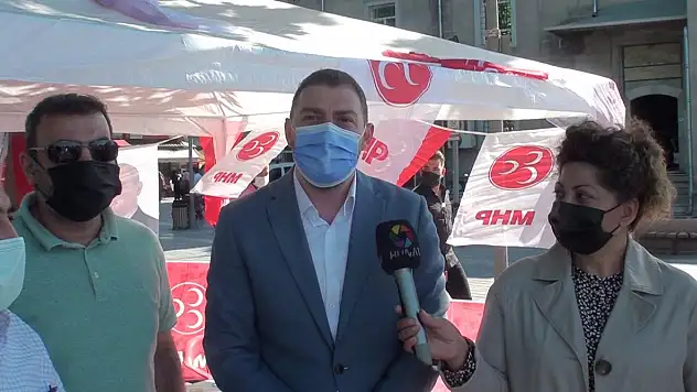 MHP Melikgazi İlk Üye Standını Cumhuriyet Meydanı'nda açtı