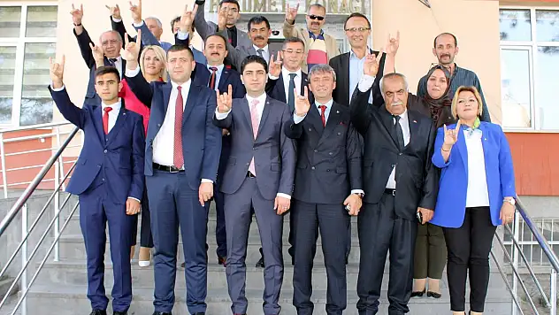 MHP VEKİL ADAYI ÖZDEMİR : DALGA DALGA GELİYORUZ