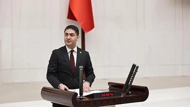 MHP'Lİ ÖZDEMİR:'İLANLAR HUSUSUNDA YEREL MEDYAYA DAHA FAZLA İMKÂN YARATILMASI ÖNEM ARZ ETMEKTEDİR'