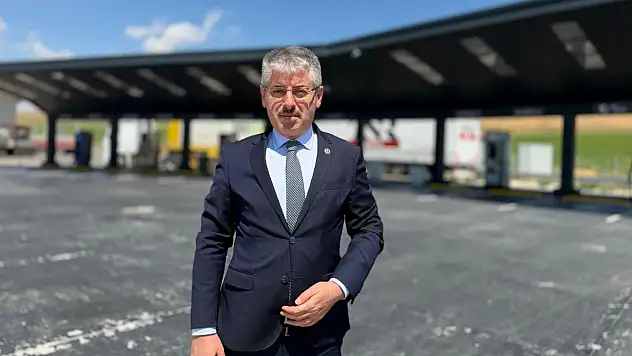 Milletvekili Çopuroğlu'ndan elektrikli şarj istasyonu çağrısı