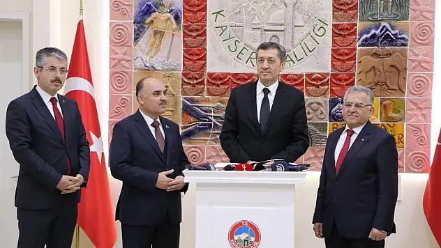 MİLLİ EĞİTİM BAKANI ZİYA SELÇUK, KAYSERİ'DE