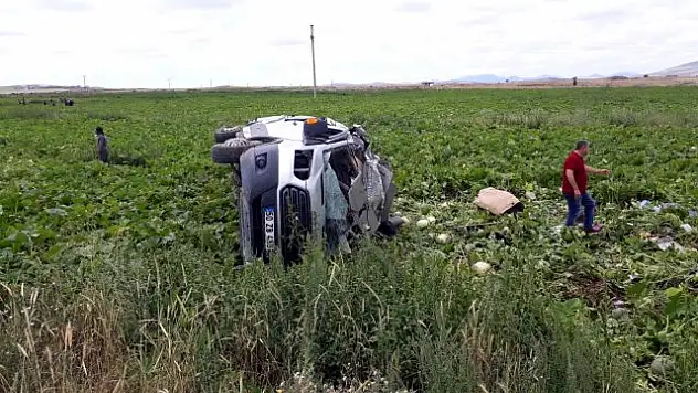 Minibüs ile TIR çarpıştı: 6 ölü, 9 yaralı