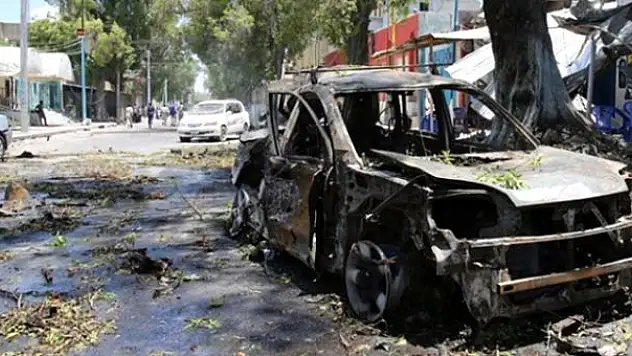 MOGADİŞU'DA TÜRK MÜTEAHHİTLERE BOMBALI SALDIRI!