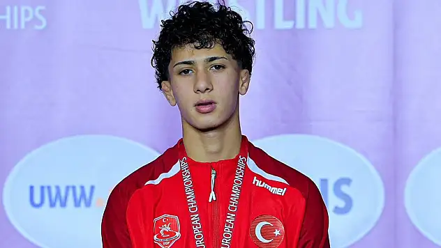 Muhammed Gölha Avrupa ikincisi oldu