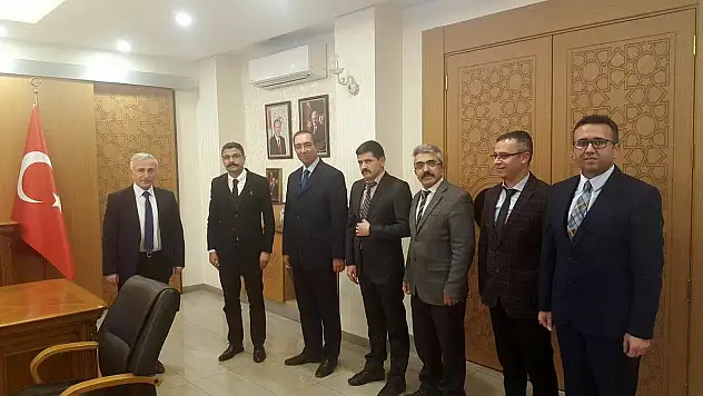 KAYSERİ TÜRK EĞİTİM SEN 1 NOLU ŞUBE BAŞKANI MUHARREM ÇOLAK'TAN VALİ SÜLEYMAN KAMÇI'YA ZİYARET