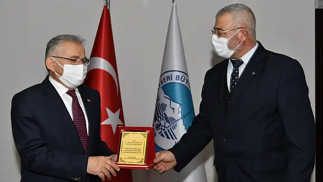 MUHTARLARDAN BAŞKAN BÜYÜKKILIÇ'A TEŞEKKÜR ZİYARETİ