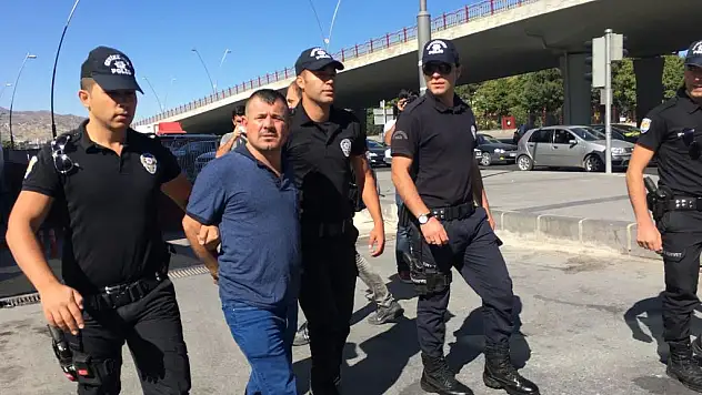 Narkotik Operasyonunda Gözaltına Alınan 3 Kişi Adliyeye Sevk Edildi