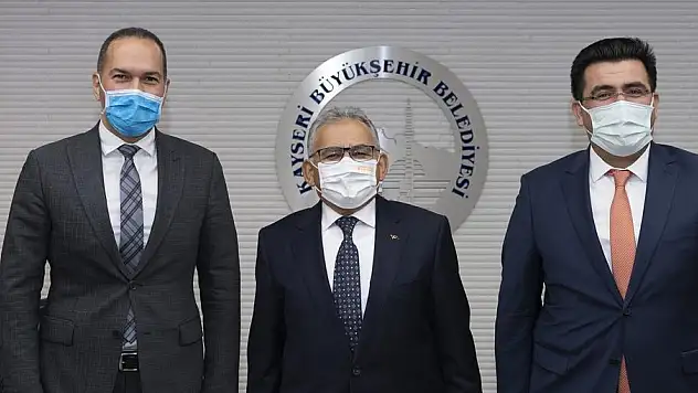 NİĞDE BELEDİYE BAŞKANI EMRAH ÖZDEMİR BAŞKAN BÜYÜKKILIÇ'I ZİYARET ETTİ