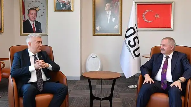 NURSAÇAN, MHP İL YÖNETİMİNİN ZİYARETİNDE ÇALIŞMALARINI ANLATTI