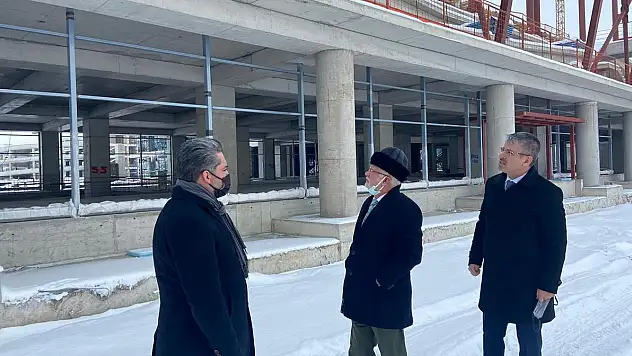 ÖDENEK SORUNU YAŞANAN HAVAALANI TERMİNAL BİNASI İÇİN ELİTAŞ DEVREDE