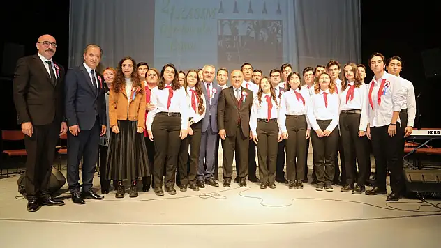'ÖĞRETMENLERİMİZİ HER ALANDA DESTEKLİYORUZ'