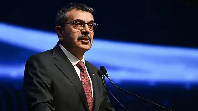 Okullarda ara tatil kalkıyor mu? Bakan Tekin açıkladı…