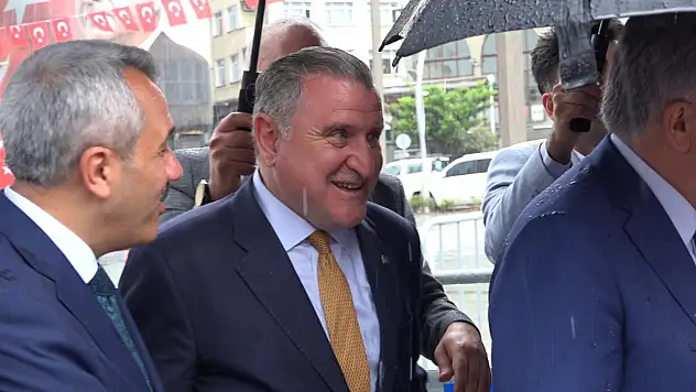 Osman Aşkın Bak: Ülkemizde hiçbir şey kapalı kalmasın, açıklansın, araştırılsın