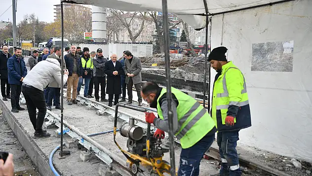 Osman Kavuncu-DSİ kavşağı tramvay hattı yeniden açılıyor