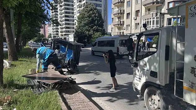 Otomobil ile moped çarpıştı: 5 yaralı