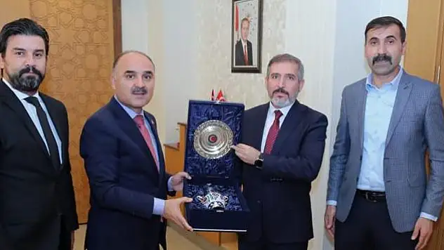 ÖZ AĞAÇ İŞ SENDİKASI BAŞKANI KAYSERİ'DE
