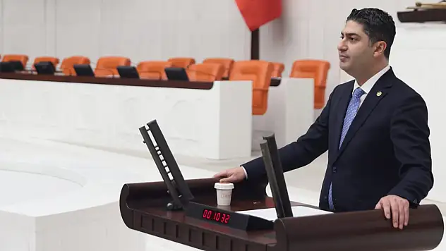 Özdemir'den dış politikada sert uyarı: Yunanistan ipin ucunu kaçırdı!