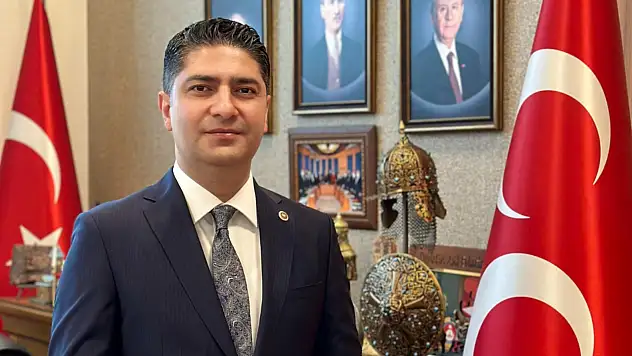 Özdemir: Küresel belirsizlikte Türkiye üretim gücüyle öne çıkıyor