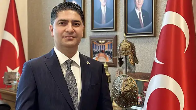 ÖZDEMİR'DEN KAYSERİ'YE YATIRIM MÜJDELERİ