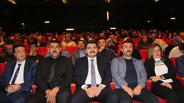 ÖZGÜR GELECEK SENSİN BAĞIMLI OLMA!