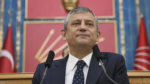 Özgür Özel'in yeni partisine hazine yardımı için 90 vekil yetmiyor