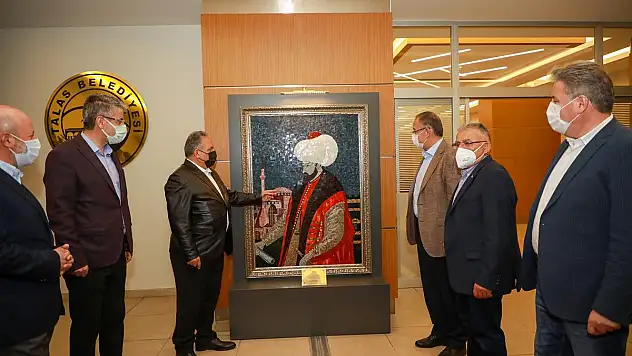 ÖZHASEKİ: 'ŞEHİR İDARECİLERİNİN EVDE BEKLEMEK GİBİ BİR LÜKSÜ OLAMAZ'
