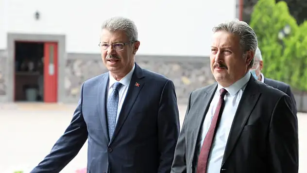 PALANCIOĞLU, 'BAŞKAN AKAY'I YENİDEN BAŞKAN OLARAK GÖRMEK İSTİYORUZ'