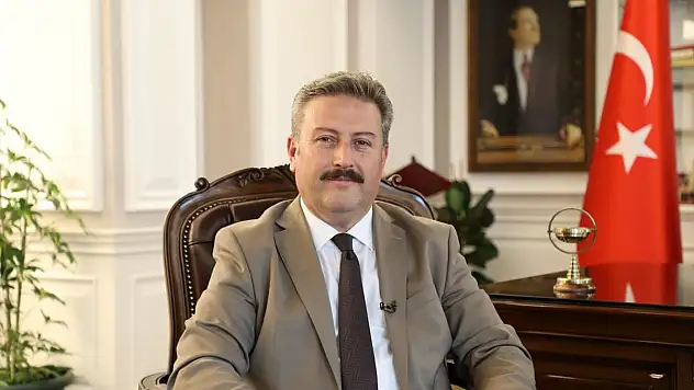 PALANCIOĞLU, KAYSERİLİ MİLLİ HALTERCİ MUAMMER ŞAHİN 'İ TEBRİK ETTİ