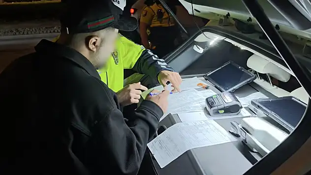 'Panik atağım var' dedi polis uygulamasından kaçtı! dron kameralarına yakalandı