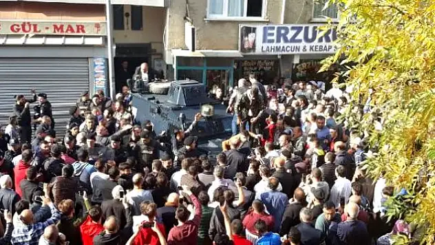 PENDİK'TE 3 KİŞİYİ ÖLDÜREN SALDIRGAN, LİNÇ EDİLMEK İSTENDİ