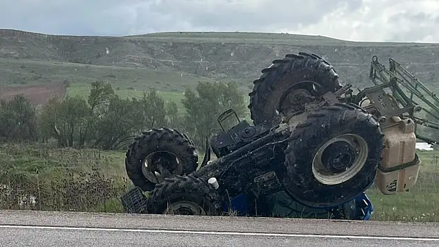 Pınarbaşı'nda traktör devrildi: 1 yaralı