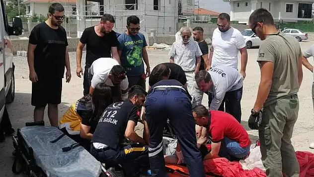 PİSTİ ISKALAYAN PARAŞÜT TAŞLI ZEMİNE ÇAKILDI: 2 YARALI