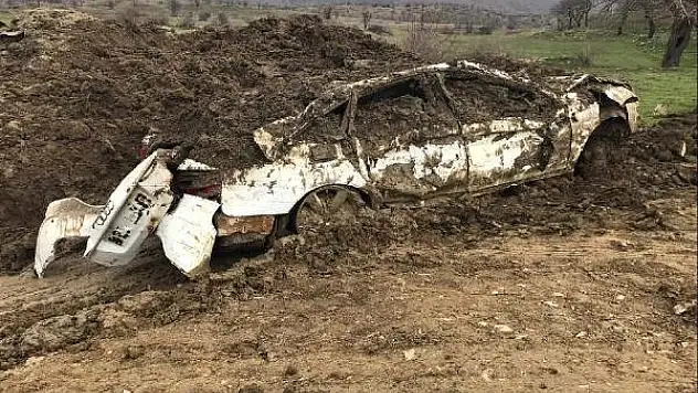 PKK'lı Teröristlerin Çaldığı Lüks Otomobil, Toprağa Gömülü Bulundu