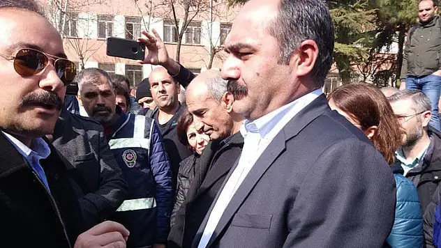 Polis müdüründen HDP'li vekile: Burası muz cumhuriyeti değil