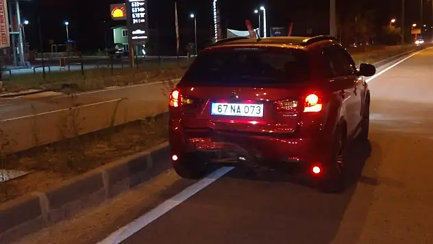 POLİSİN 'DUR' İHTARINA UYMADI,KAZA YAPTI
