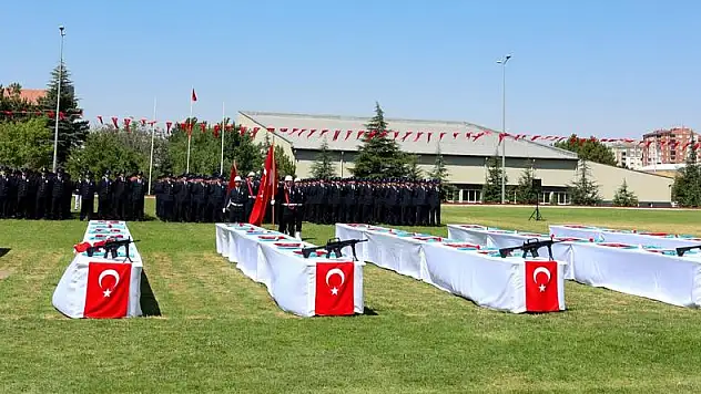 POMEM'DE MEZUNİYET GURURU